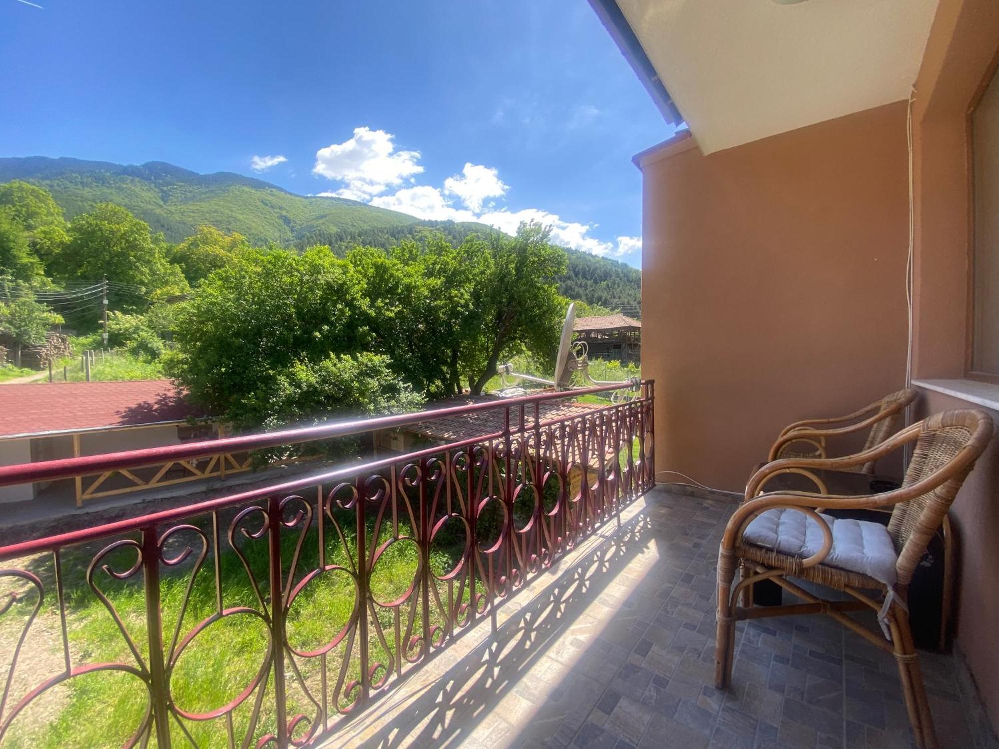 Анелия Hotell Sapareva Banja Exteriör bild