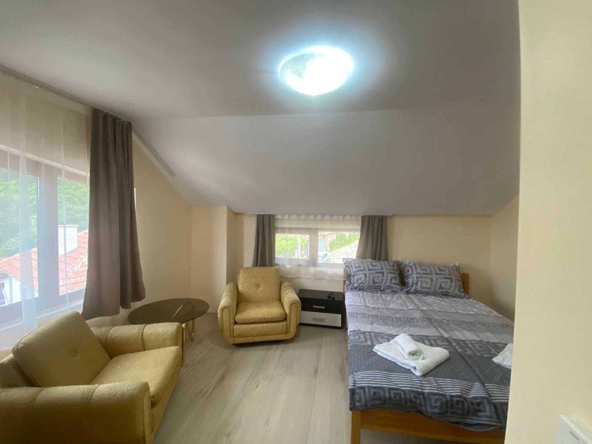 Анелия Hotell Sapareva Banja Exteriör bild